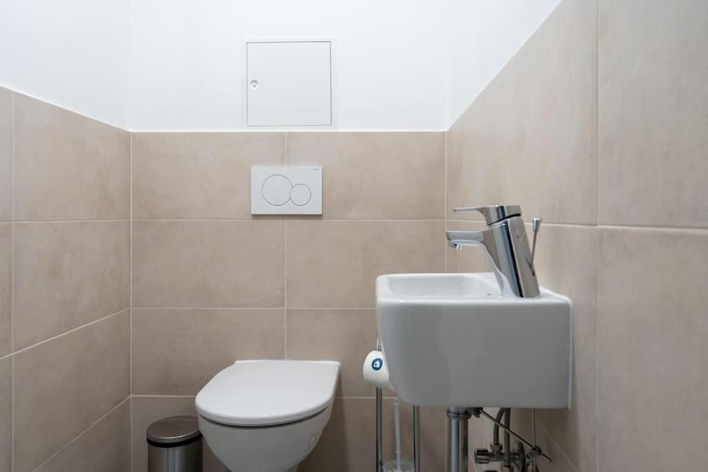Trendy 1Br, Direct City Access By Hm ウィーン エクステリア 写真