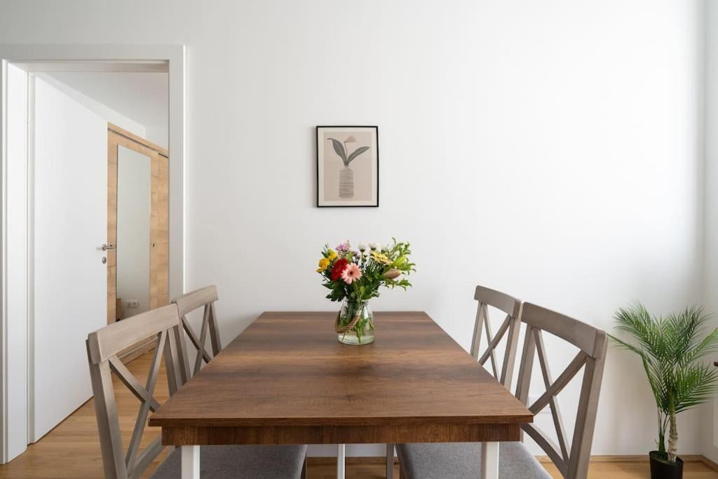 Trendy 1Br, Direct City Access By Hm ウィーン エクステリア 写真